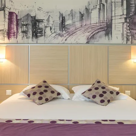 Og Actuel St Etienne Aeroport Hotel