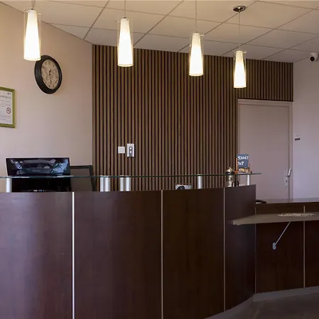 Hotell Og Actuel St Etienne Aeroport *