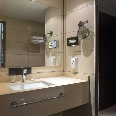 Og Actuel St Etienne Aeroport Hotell Andrezieux-Boutheon