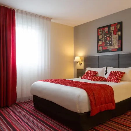 Hotell Og Actuel St Etienne Aeroport *